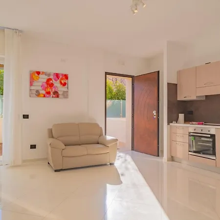 Azzurro - Affitti Brevi Italia Apartment *